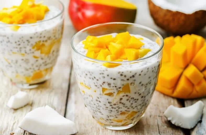 hạt chia ăn kèm hoa quả