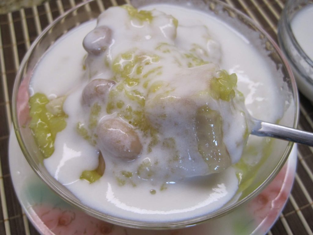 cach-nau-che-khoai-mon-dau-xanh-thom-ngon